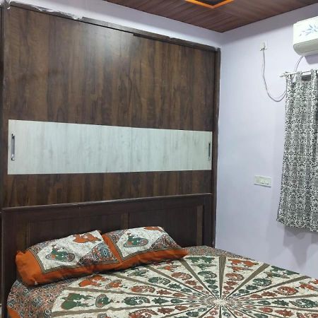 Sri Gowri Residency Villa Hyderabad Bagian luar foto